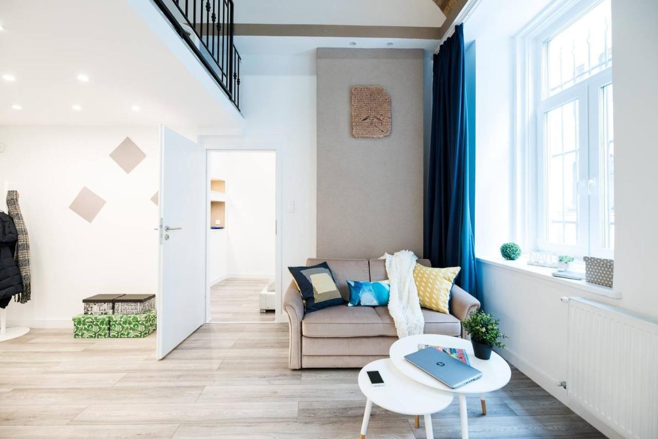 Newly Refurbished Home At Superb Location บูดาเปสต์ ภายนอก รูปภาพ